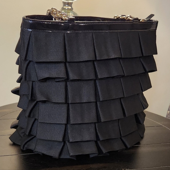 KATE SPADE Plisse Priti Ruffled Tote Patent Leather handles - Picture 7 of 16